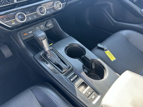 Used 2022 Honda Civic Touring image 30