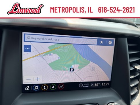 Used 2023 GMC Acadia SLT image 3