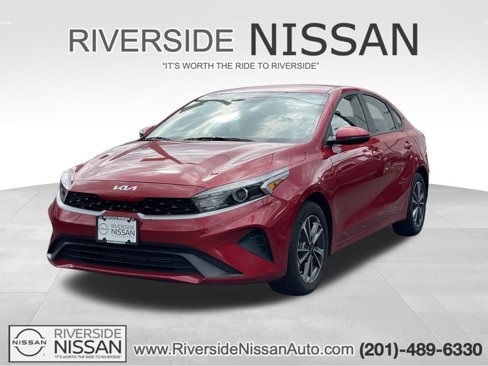 Used 2023 Kia Forte LXS w/ LXS Technology Package image 1