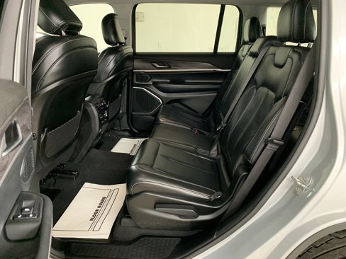 Used 2021 Jeep Grand Cherokee L Limited image 36