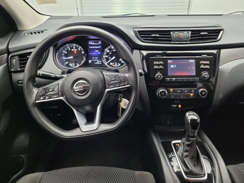 Used 2018 Nissan Rogue Sport S image 22