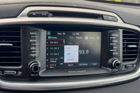 Used 2017 Kia Sorento EX image 21