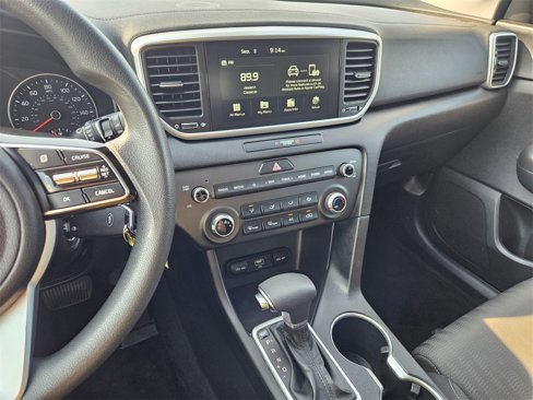 Used 2022 Kia Sportage LX image 19