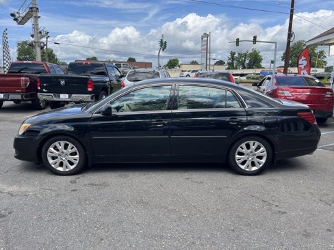 Used 2008 Toyota Avalon XL image 3