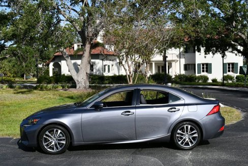 Used 2018 Lexus IS 300 image 23