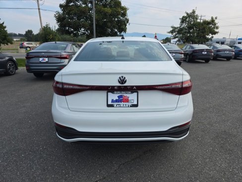 New 2025 Volkswagen Jetta Sport image 5