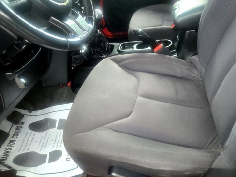 Used 2013 Jeep Wrangler Unlimited Sport image 77