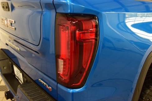 Used 2023 GMC Sierra 1500 AT4 w/ Technology Package image 20