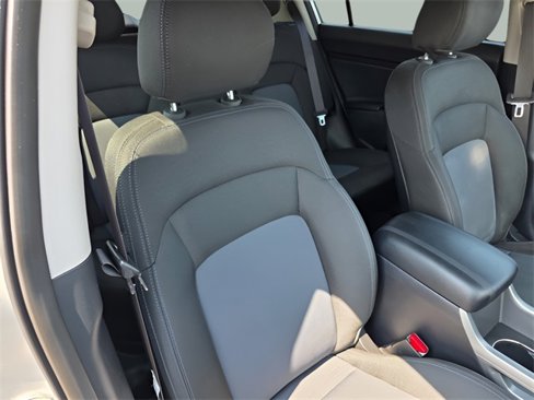 Used 2015 Kia Sportage LX image 39