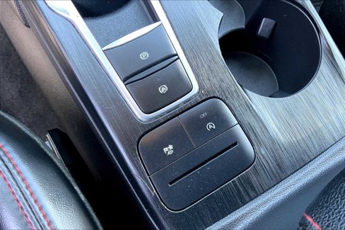 Used 2024 Ford Escape ST-Line image 30