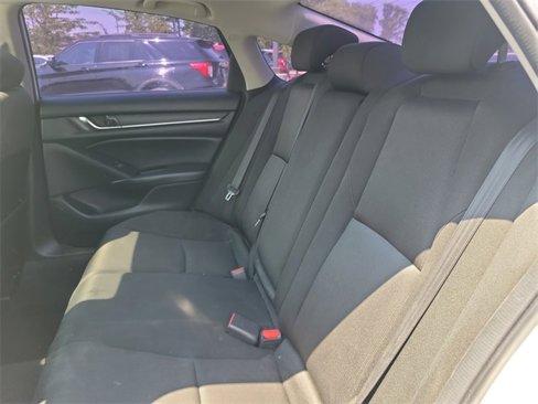 Used 2018 Honda Accord EX image 28