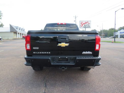 Used 2017 Chevrolet Silverado 1500 High Country image 6