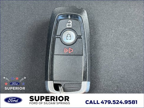 Used 2017 Ford Edge SEL image 22