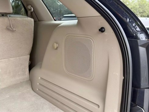 Used 2013 Lincoln MKX FWD image 16