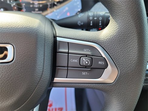 New 2025 Jeep Compass Sport image 28