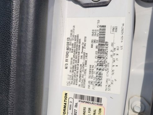Used 2018 Ford Fusion SE w/ Fusion SE Technology Package image 17