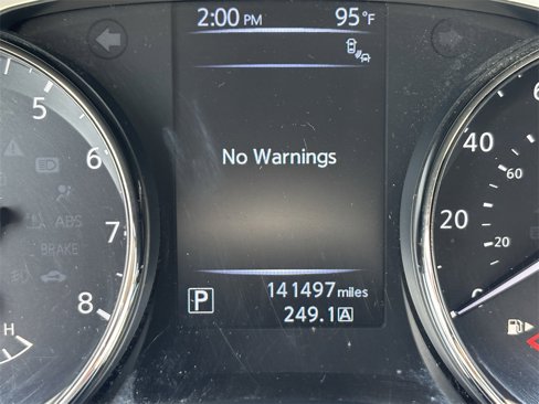 Used 2016 Nissan Rogue SV image 36