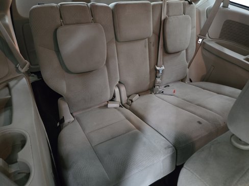 Used 2017 Dodge Grand Caravan SE w/ UConnect Hands-Free Group image 13