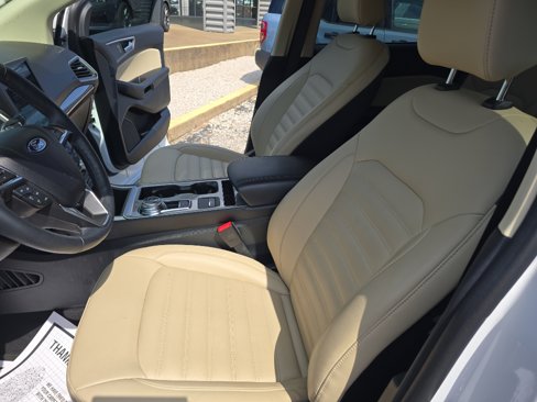 Used 2024 Ford Edge SEL w/ Convenience Package image 14
