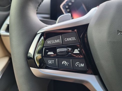 New 2025 BMW 330i Sedan w/ Convenience Package image 23