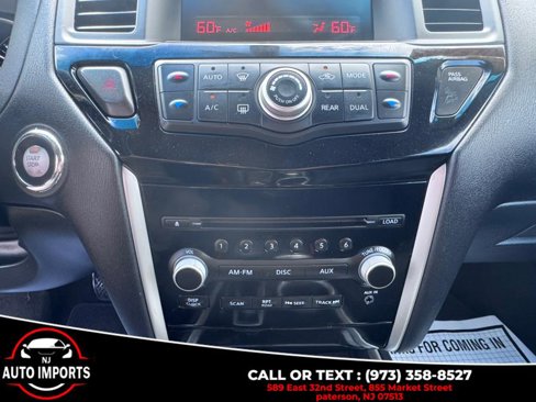 Used 2015 Nissan Pathfinder S image 27