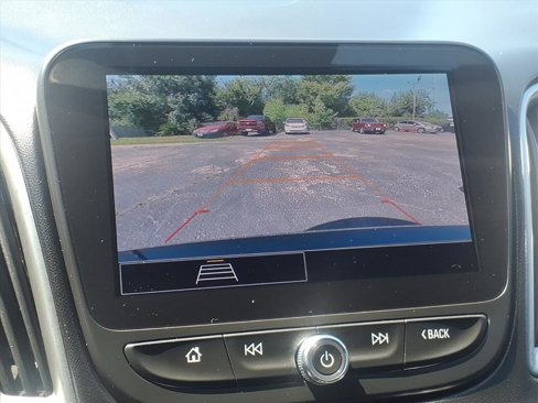 Used 2023 Chevrolet Malibu LT image 4