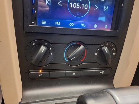 Used 2006 Ford Mustang GT Premium image 14