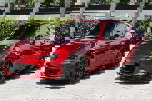 Used 2023 MAZDA MX-5 Miata Club image 2