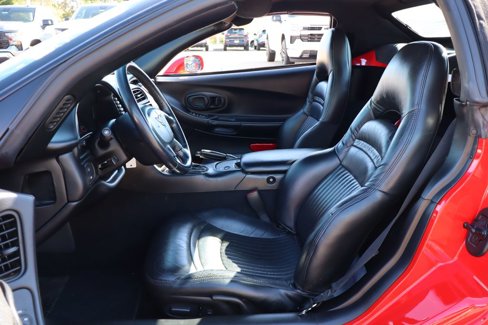 Used 2000 Chevrolet Corvette Convertible image 10