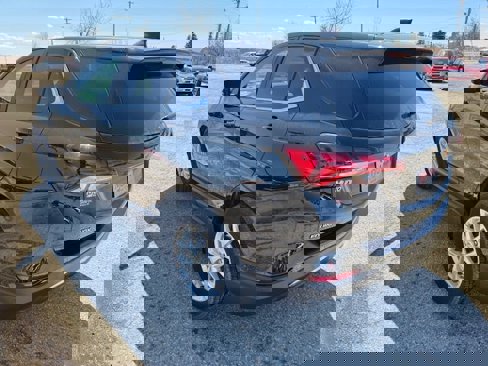 Used 2023 Chevrolet Equinox LT image 5