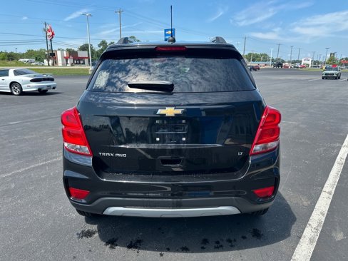 Used 2020 Chevrolet Trax LT w/ LT Convenience Package image 6