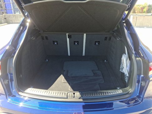Certified 2024 Porsche Macan Turbo image 30