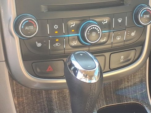 Used 2015 Chevrolet Malibu LT w/ Leather Package image 11
