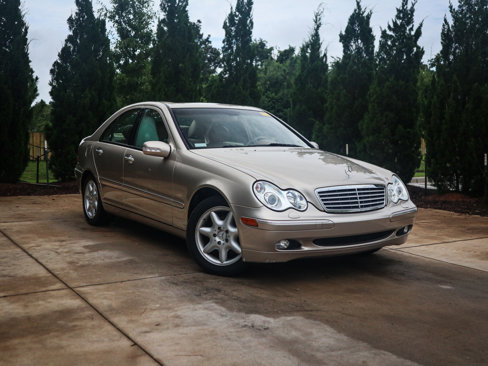 Used 2004 Mercedes-Benz C 240 4MATIC Sedan image 2
