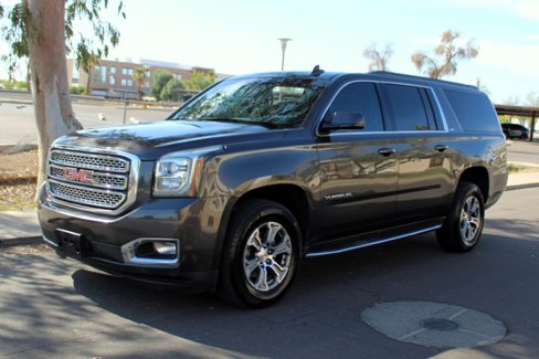 Used 2016 GMC Yukon XL SLT image 3