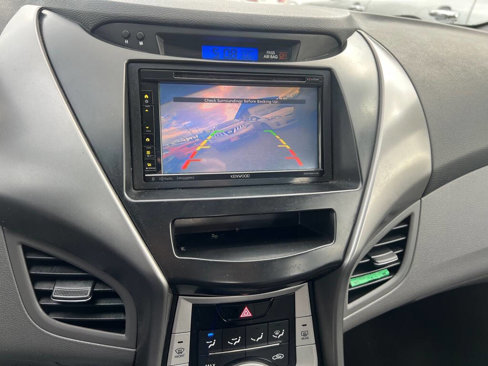 Used 2011 Hyundai Elantra GLS image 20