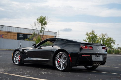 Used 2017 Chevrolet Corvette Stingray Coupe w/ 1LT image 11