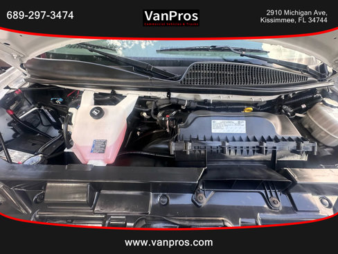 Used 2018 Chevrolet Express 2500 w/ Driver Convenience Package image 17
