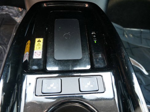 Used 2019 Toyota Prius XLE image 20