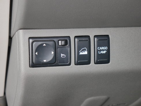 Used 2018 Nissan Frontier SV image 5