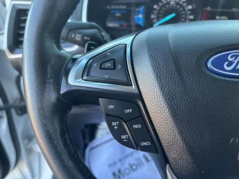 Used 2020 Ford Edge SEL image 15