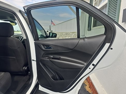 Used 2019 Chevrolet Equinox LT image 20