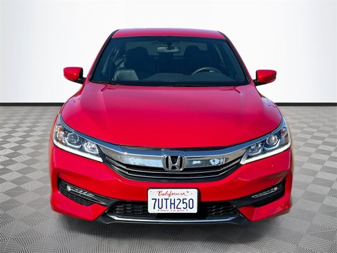 Used 2017 Honda Accord Sport Special Edition image 2