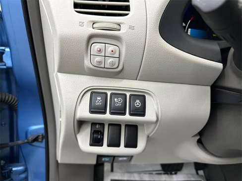 Used 2012 Nissan Leaf SL image 31