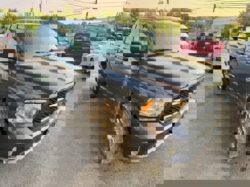 Used 2019 RAM 1500 Express w/ Express Value Package image 6