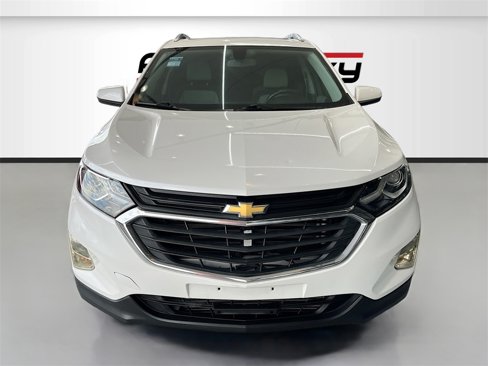 Used 2018 Chevrolet Equinox LT w/ Sun & Infotainment Package image 2