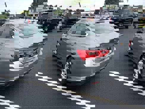 Used 2023 Chevrolet Malibu LT image 5