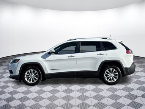 Used 2019 Jeep Cherokee Latitude w/ Popular Appearance Group image 2