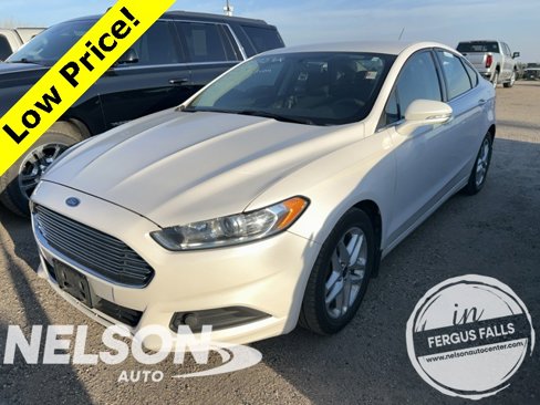 Used 2014 Ford Fusion SE image 1