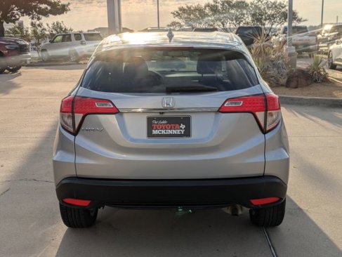 Used 2019 Honda HR-V LX image 7